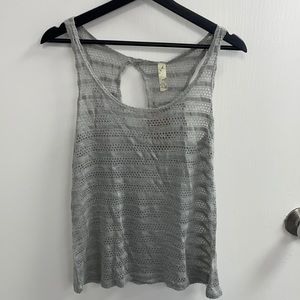 3/$15 🎁 Francescas Women’s Grey Glitter Knit Tank Top